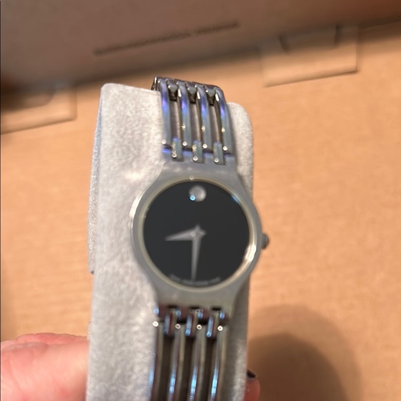 Women’s Movado esperanza watch vintage - Picture 6 of 12